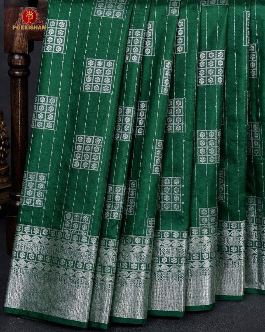 Vairaoosi Soft Silk Sarees With Contrast Pallus & "Silver Zari" Porder - Green